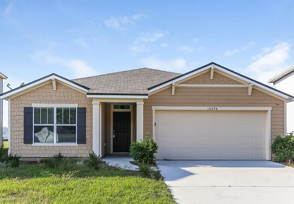 12394 Glimmer Way