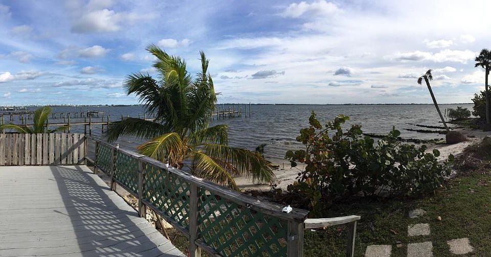 1st image of 2533 NE Indian River Dr