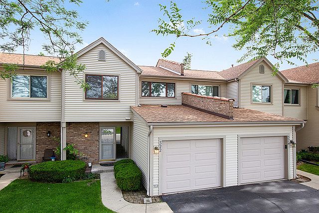 1st image of 322 E Forest Knoll Dr