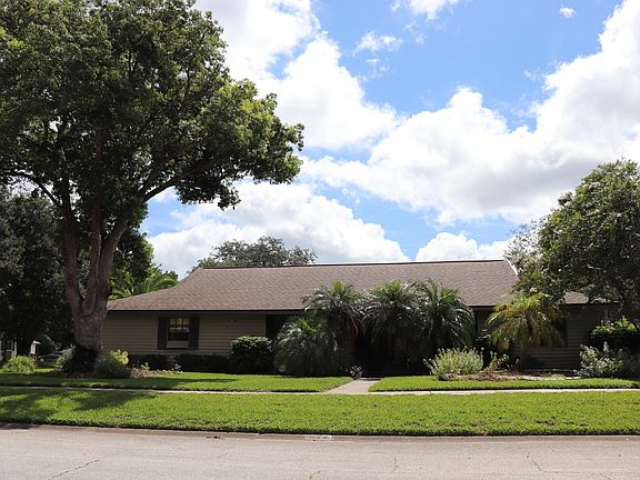 2nd image of 949 Bramble Bush Cir W
