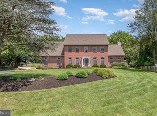 24 Irongate Ct, Mechanicsburg, PA