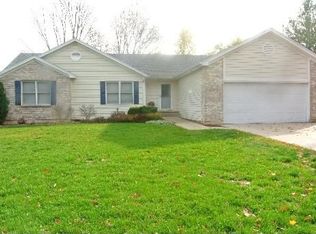 1210 Game Farm Rd, Yorkville, IL 60560