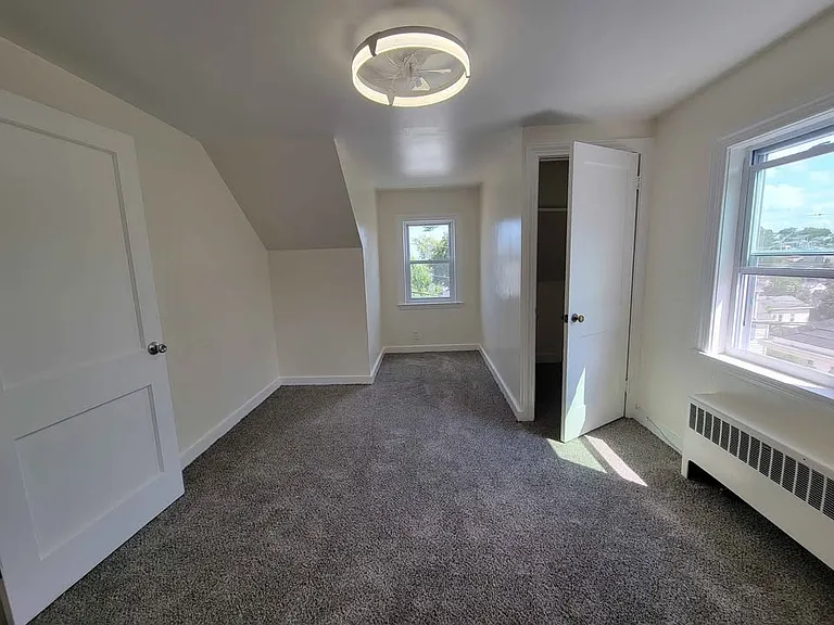 42 Madison St — Photo 12