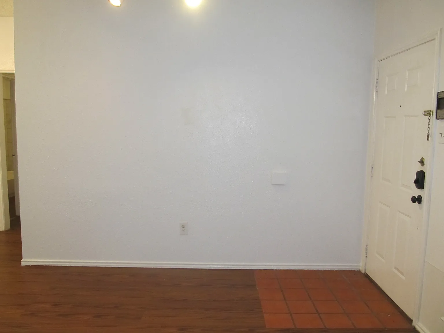 2 bed, 914 sqft, $1,400 — Photo 3
