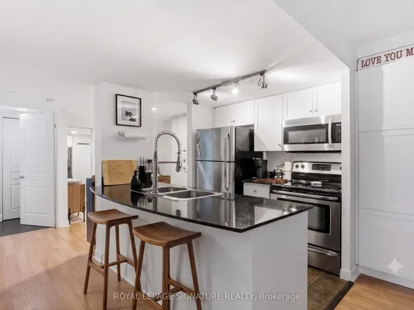 323 Richmond St E #704, Toronto, ON M5A 4R3