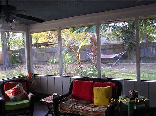3rd image of 1027 Saint Mary Dr