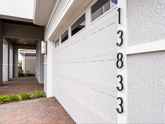 5th image of 13833 Abberwick Dr