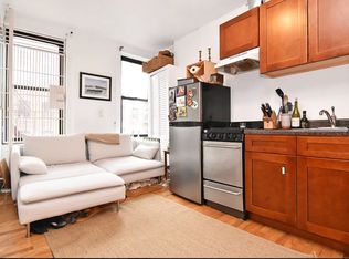 526 E 6th St #4N, New York, NY 10009