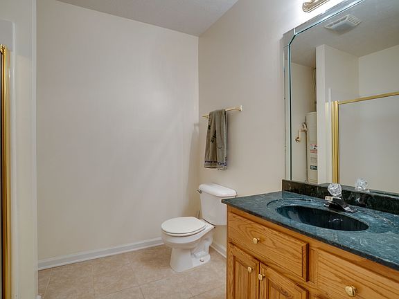 29th image of 134 N Harris Rd
