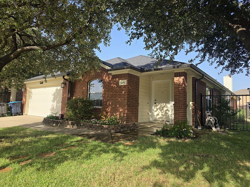 1st image of 12112 Lamington Dr