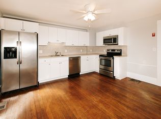 76 Market St, Amesbury, MA 01913