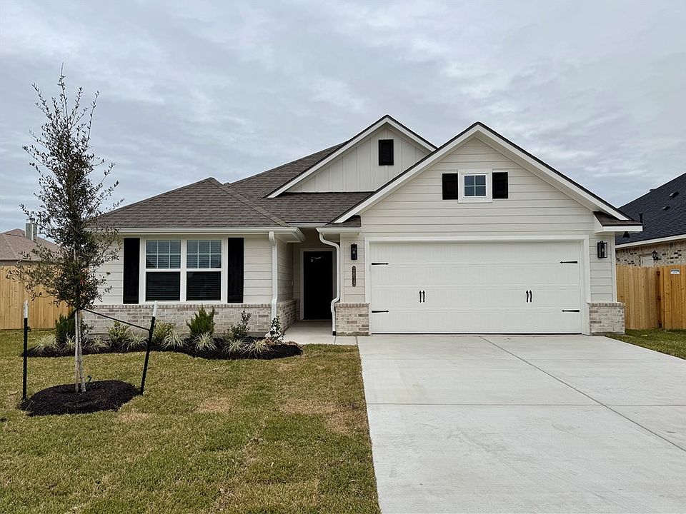 1st image of 2818 Bombay Dr