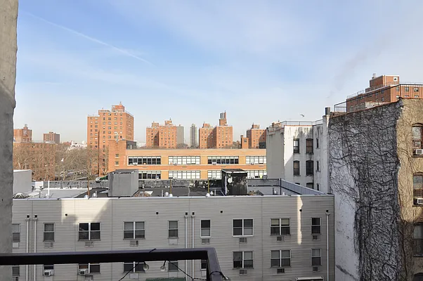 Rented by Nest Seekers International | media 16