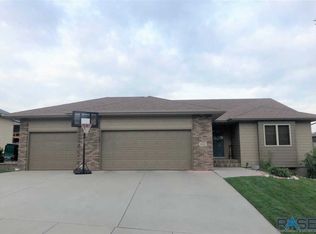 800 N Agate Ave, Brandon, SD 57005
