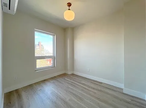 950 Bedford Ave #5D — Photo 8