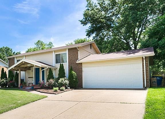2nd image of 386 Sorrento Dr