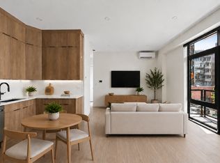 4918 Vernon Blvd #4C, Long Island City, NY 11101