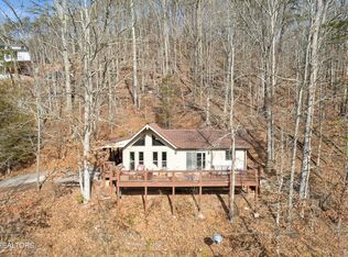 776 Laurel Lake Cir, Madisonville, TN 37354