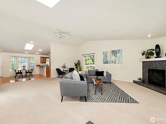4th image of 8171 Quinault Road