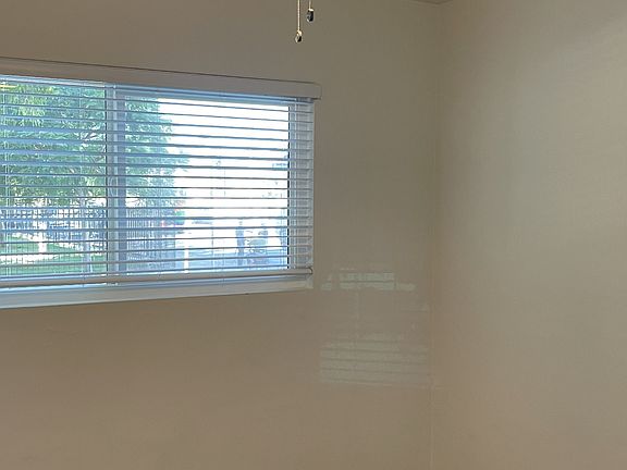 3rd image of 3355 Manning Ave #1