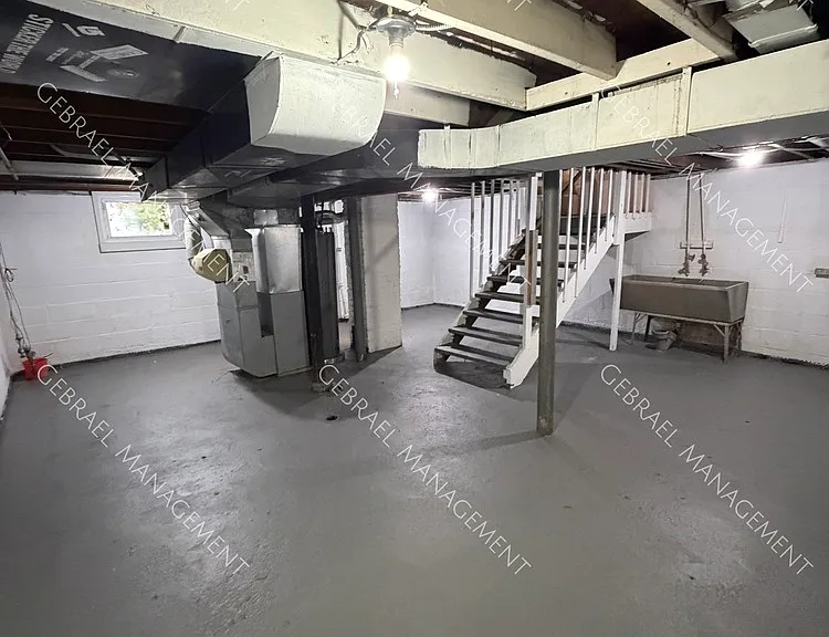 806 Alvord Ave — Photo 9