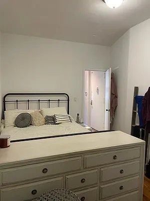 Rented by CNYC Apartments | media 12