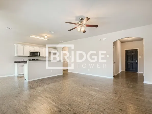 3753 Red Raider Ln, Dallas, TX 75237