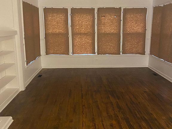 2nd image of 6820 S Harper Ave #1