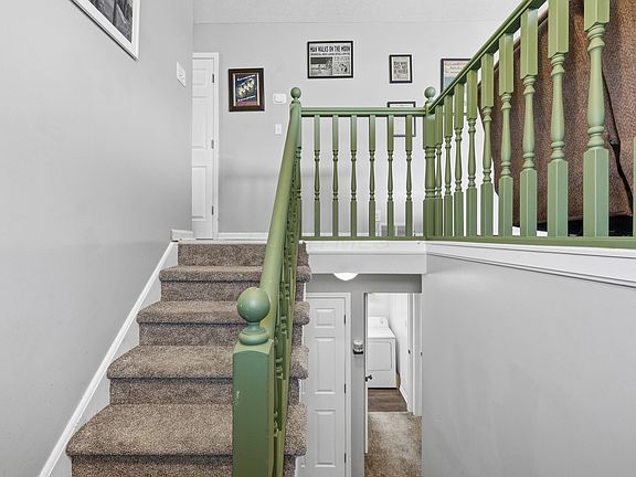 2nd image of 1860 Churchill Downs Rd