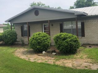 215 W Eubank St #1, Mabank, TX 75147
