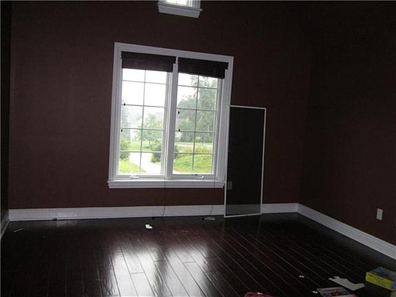 3rd image of 118 Mirage Dr