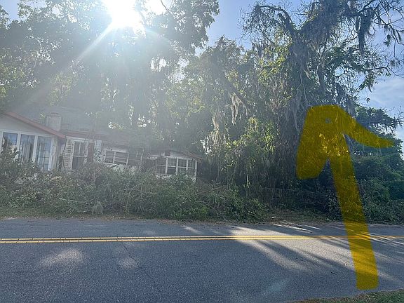 4th image of 1811 F St