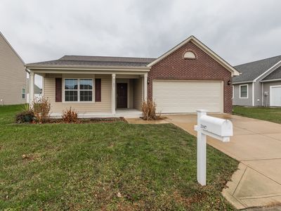 2107 Twelve Oaks Dr, Shelbyville, IN, 46176