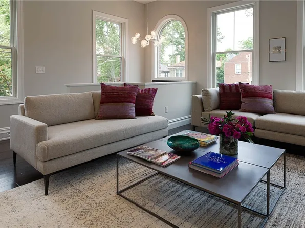 1524 Asbury Pl, Pittsburgh, PA 15217