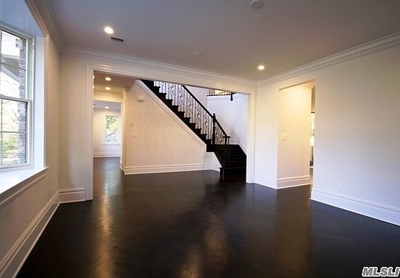 3rd image of 2 Strawberry Ln