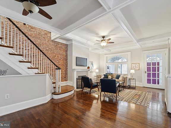 5th image of 5132 Larchwood Ave