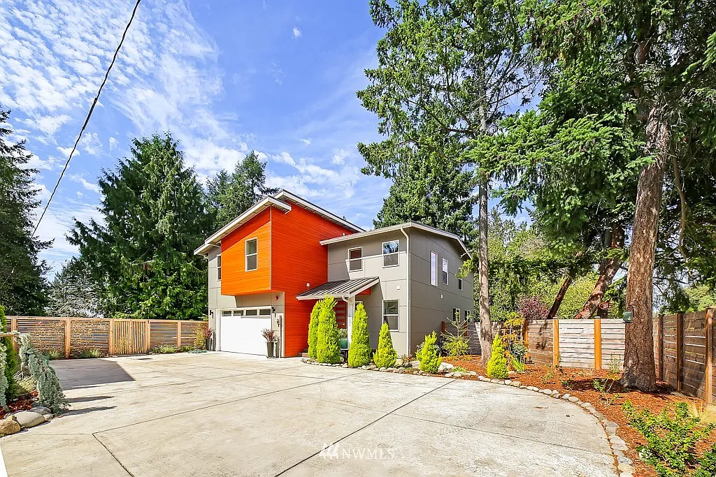 19221 1st Avenue S photo 1