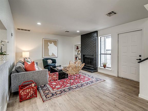 2nd image of 11403 Springhollow Rd APT 201