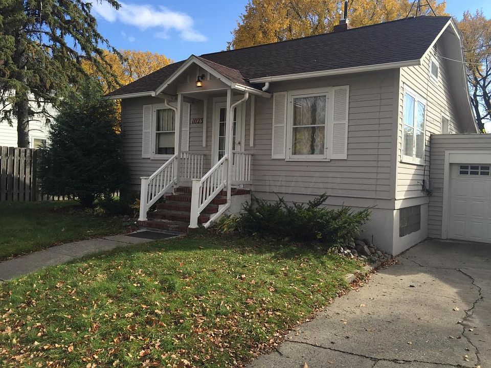 1st image of 1023 11th Ave S