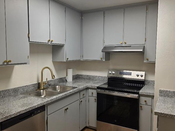 7004 N Half Moon Dr #C