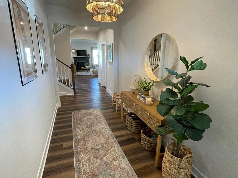 903 Orchid Pl — Photo 3