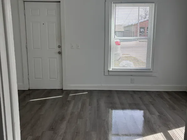 424 N Broadway St #424, Coweta, OK 74429