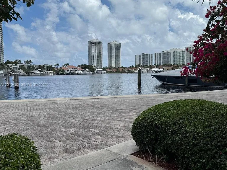 21394 Marina Cove Cir #12-H — Photo 19