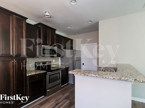 5th image of 3827 Humber Ct