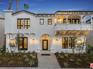 132 S Oakhurst Dr APT 1, Beverly Hills, CA 90212