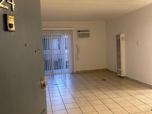 3rd image of 15424 Chase St #20
