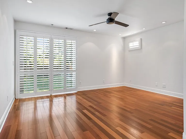 337 Bettencourt St — Photo 15