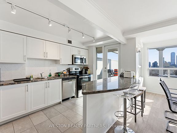 2nd image of 44 Walmer Rd #Penthouse 2