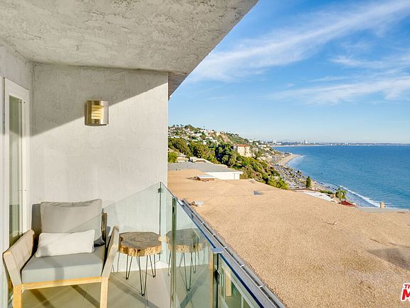 4th image of 18203 Coastline Dr APT 14