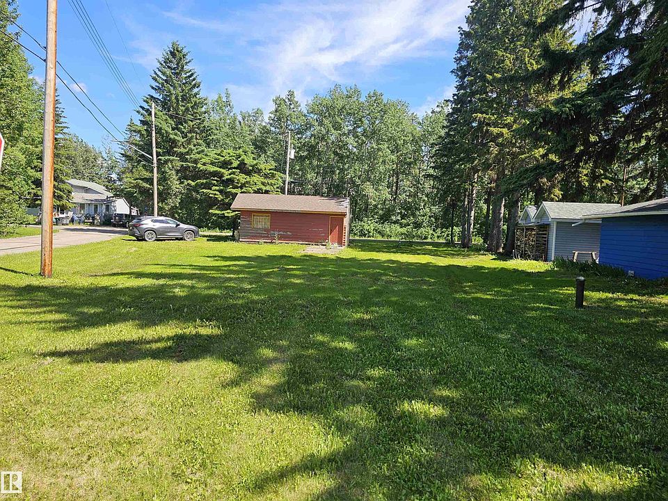 1st image of 5219 47a Ave